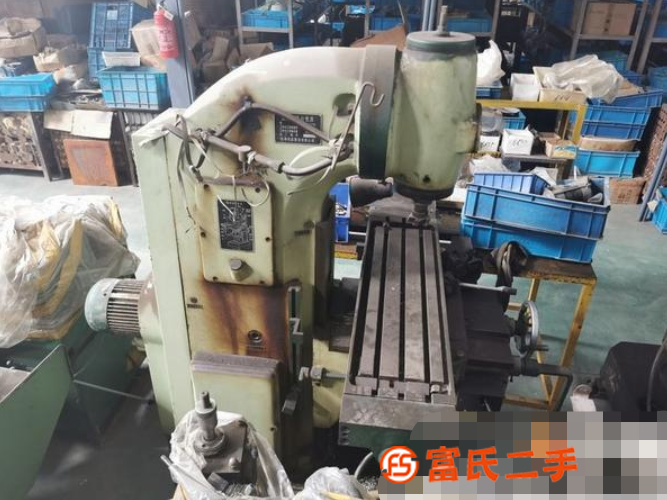 轉(zhuǎn)讓桂林XQ5025B立式銑床