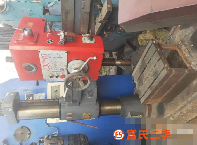 轉(zhuǎn)讓3040鉆床一臺(tái)8500