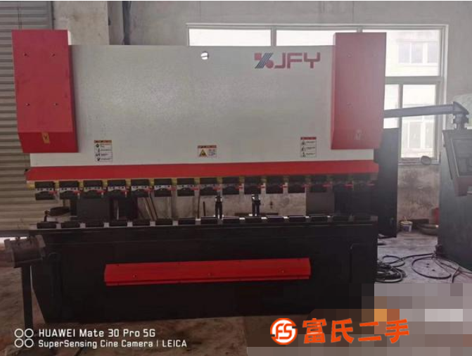 轉(zhuǎn)讓精品金方圓150/3100折彎?rùn)C(jī)
