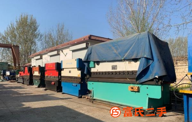 轉(zhuǎn)讓折彎?rùn)C(jī)4米100噸 3米2 100噸 63噸2米半