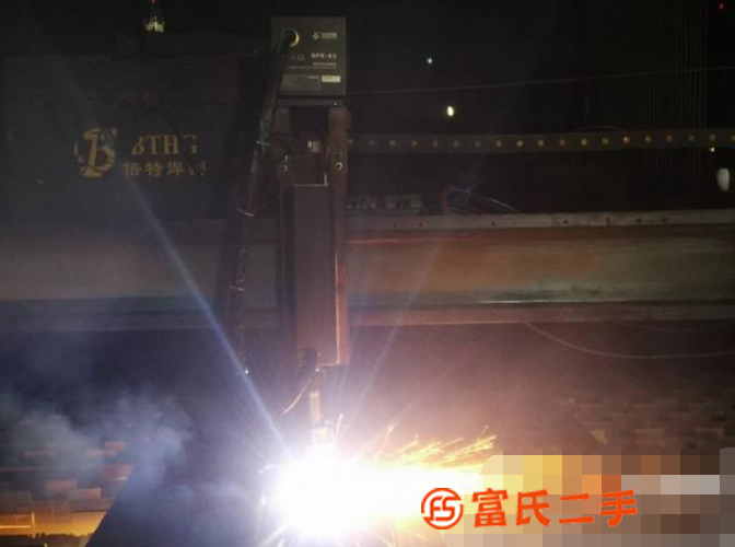 高價回收各種數控切割機，道軌，配件，激光切割機，發生器