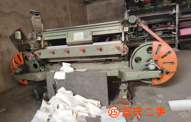 轉讓大片切割機