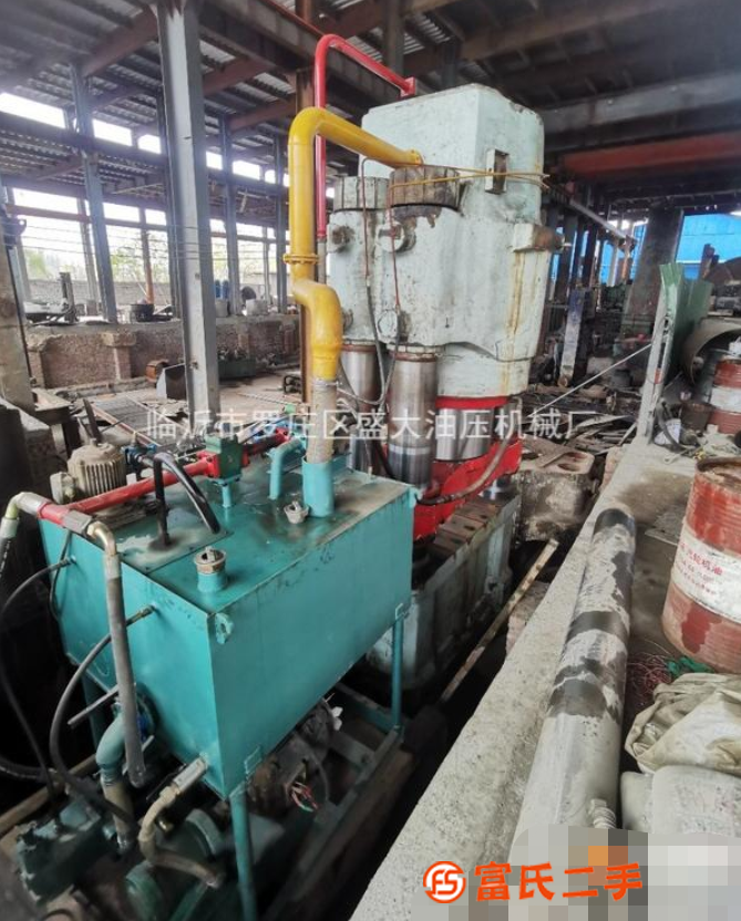 轉(zhuǎn)讓急急急處理2000噸四柱液壓機(jī)