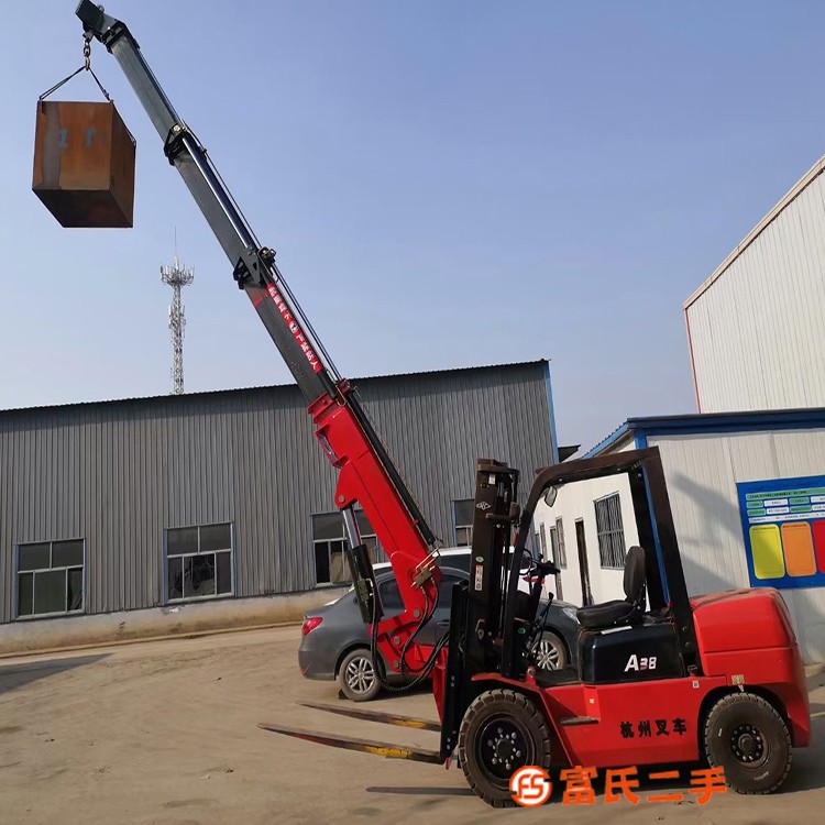 7噸叉車(chē)直臂吊參數(shù) 4.5噸叉車(chē)直臂吊廠家