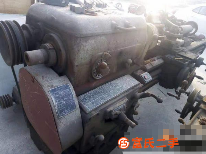 轉讓低價處理一批機床,組合機床.能外圓磨床、車床