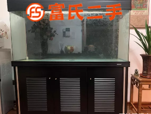 魚缸轉讓  900元