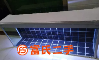 1米3魚缸新新靚靚  300元