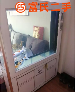 魚缸出售  1500元