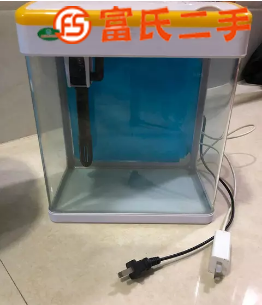 魚缸  150元