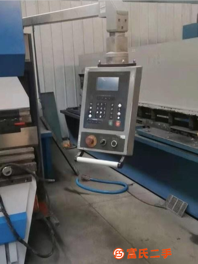 轉讓機械廠急售二手江蘇亞威PBB-110x3100數控折彎機