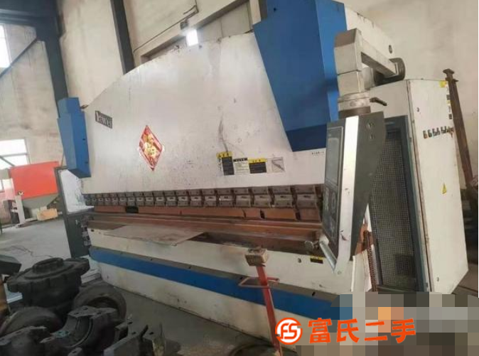 轉(zhuǎn)讓機(jī)械廠急售二手江蘇亞威PBB-110x4100數(shù)控折彎?rùn)C(jī)