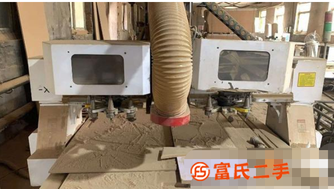 轉讓廣達力雙刀盤開料加工中心二手雕刻機特價處理