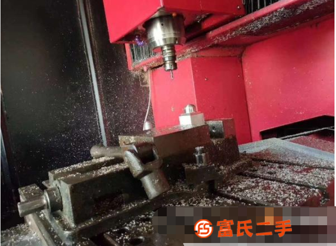 低價(jià)轉(zhuǎn)讓二手巨岡CTS-650雕銑機(jī)3萬轉(zhuǎn)