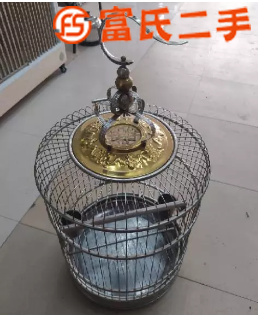 白鋼鳥籠。出售。  180元