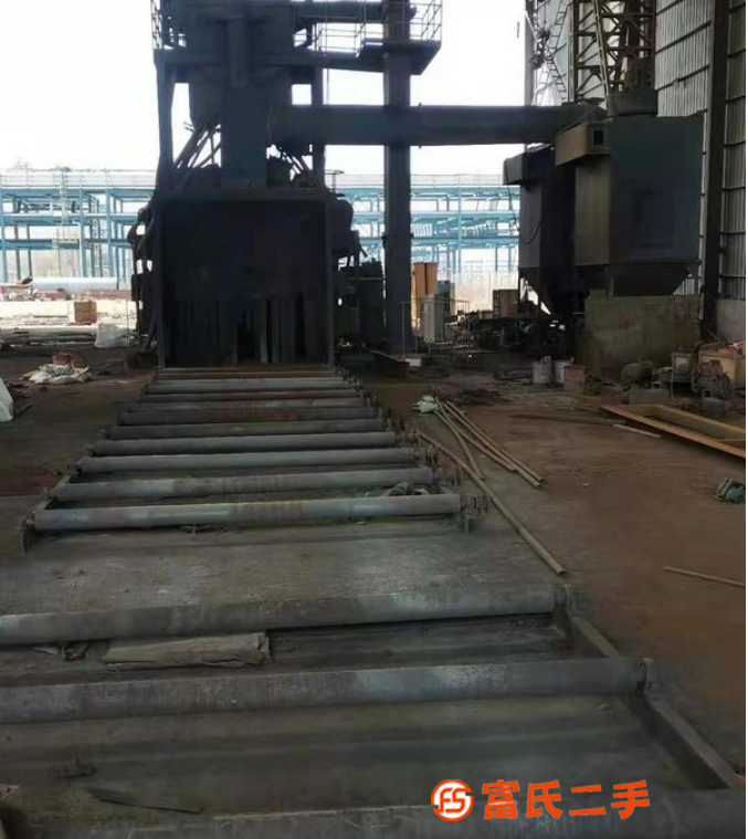 低價出售通過式拋丸機，兩米六乘兩米六，十四個拋頭電機，軌道
