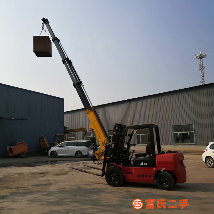 7噸叉車(chē)直臂吊臂長(zhǎng) 4.5噸叉車(chē)直臂吊
