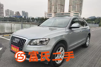 15.68萬轉2012款奧迪Q5 2.0T手自一體四驅越野車