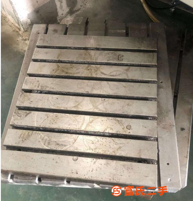 轉讓轉各種規格二手閑置工作臺,幾乎全新