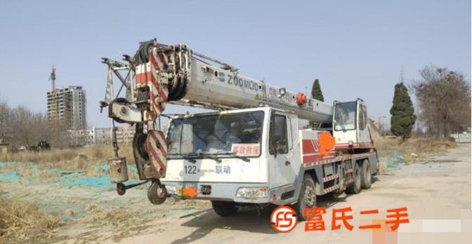 轉(zhuǎn)讓10年中聯(lián)先導(dǎo)25噸吊車,保險(xiǎn)手續(xù)齊全