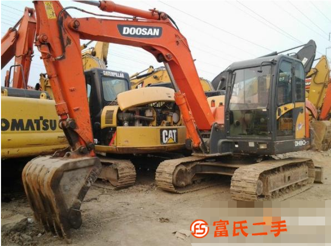 轉(zhuǎn)讓低價(jià)急售二手玉柴,斗山,現(xiàn)代,山河智能等各型號挖掘機(jī),質(zhì)
