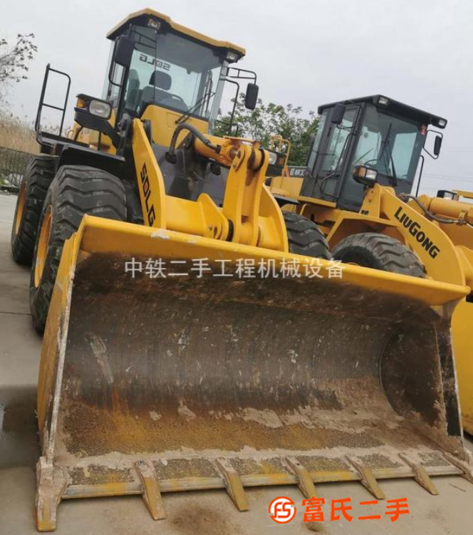 轉(zhuǎn)讓二手30裝載機(jī)急處理