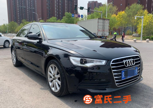 奧迪A6 2015款 A6L 2.0TFSI 無(wú)級(jí) 百萬(wàn)紀(jì)念 