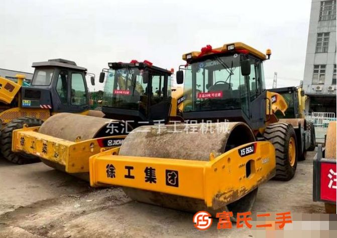 《送貨上門》便宜出售原裝二手20噸22噸26噸振動壓路機