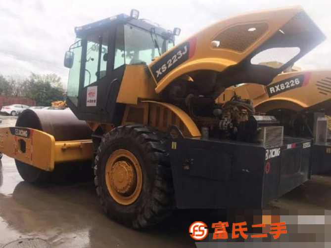 出售原裝二手20噸22噸26噸壓路機(質(zhì)保一年)