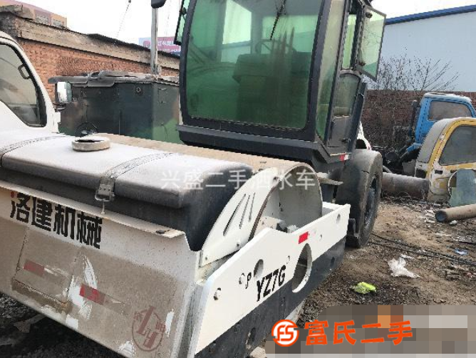出售小型震動壓路機