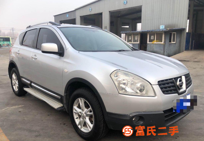 日產(chǎn) 逍客 2010款 2.0 無級 20S 火 兩驅(qū)