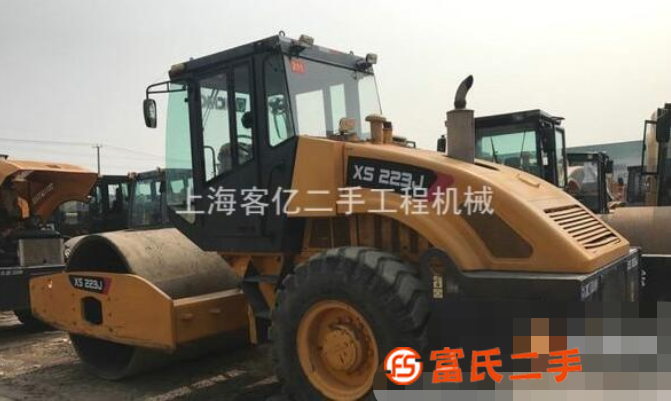 轉(zhuǎn)讓公司處理二手20噸22噸26噸壓路機(jī)