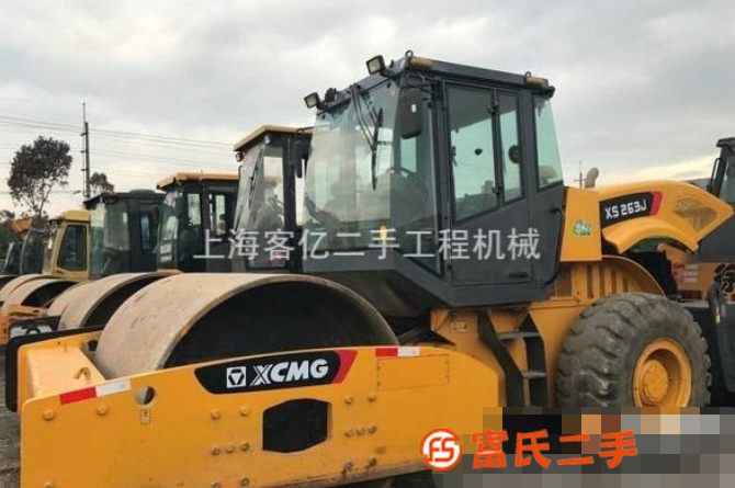 轉(zhuǎn)讓公司處理二手20噸22噸26噸壓路機(jī)