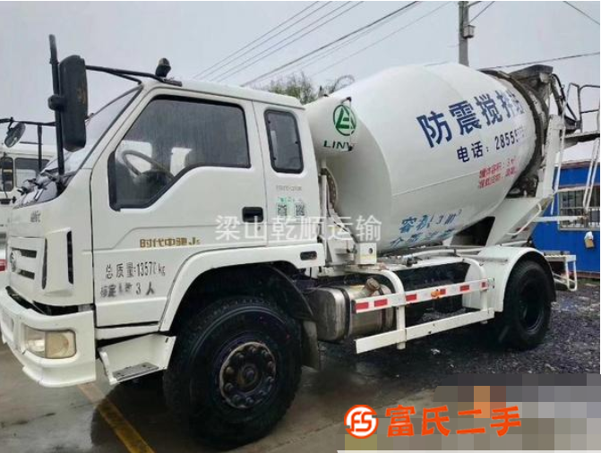 公司停產 轉讓幾臺國五水泥罐車