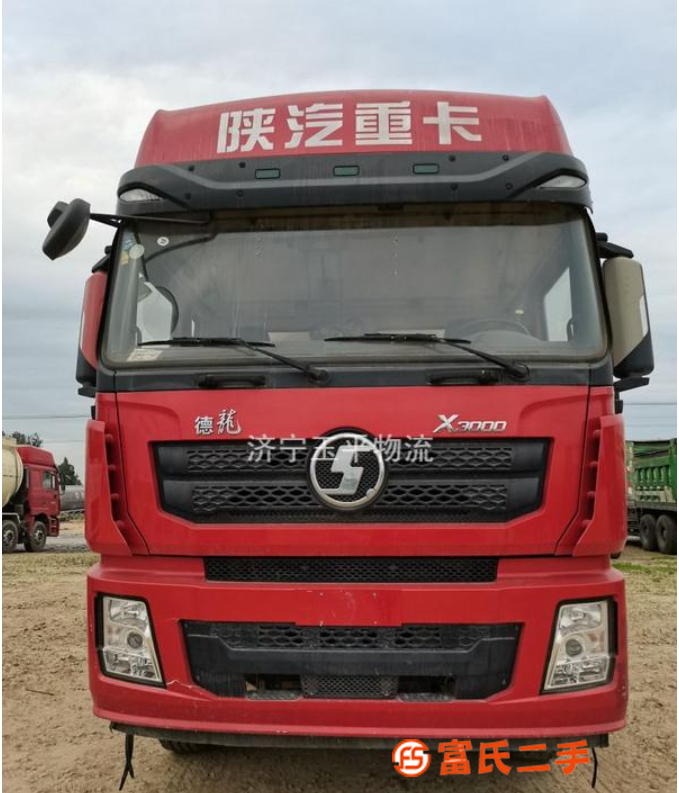 低價(jià)轉(zhuǎn)讓二手前四后八散裝水泥罐車砂漿罐車國(guó)四國(guó)五
