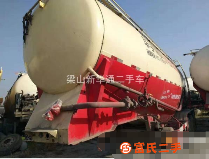 出售精品二手19年楊嘉凱樂中集32 353842立方散裝水