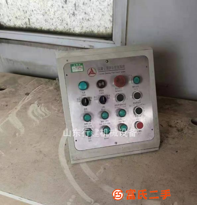 出售現貨14年三一重工120攪拌站