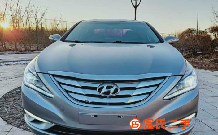 現(xiàn)代 索納塔 2011款 第八代索納塔 2.0 手自一體 G 