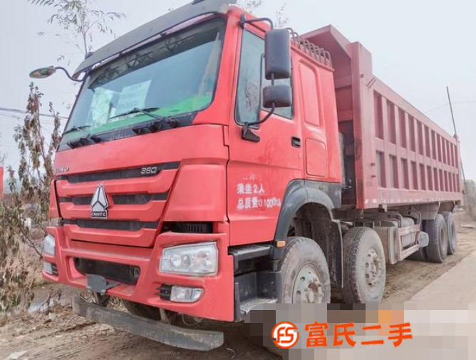 轉讓豪沃19年前四后八8.5米自卸車