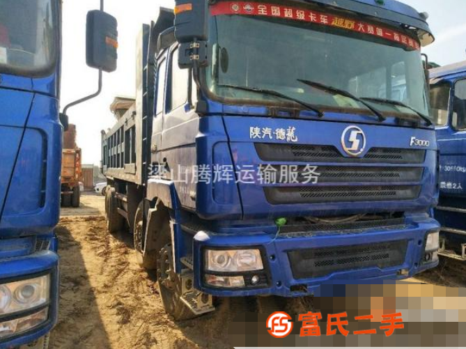 長年低價出售二手5·6-8·6米自卸車豪沃 解放歐曼德龍