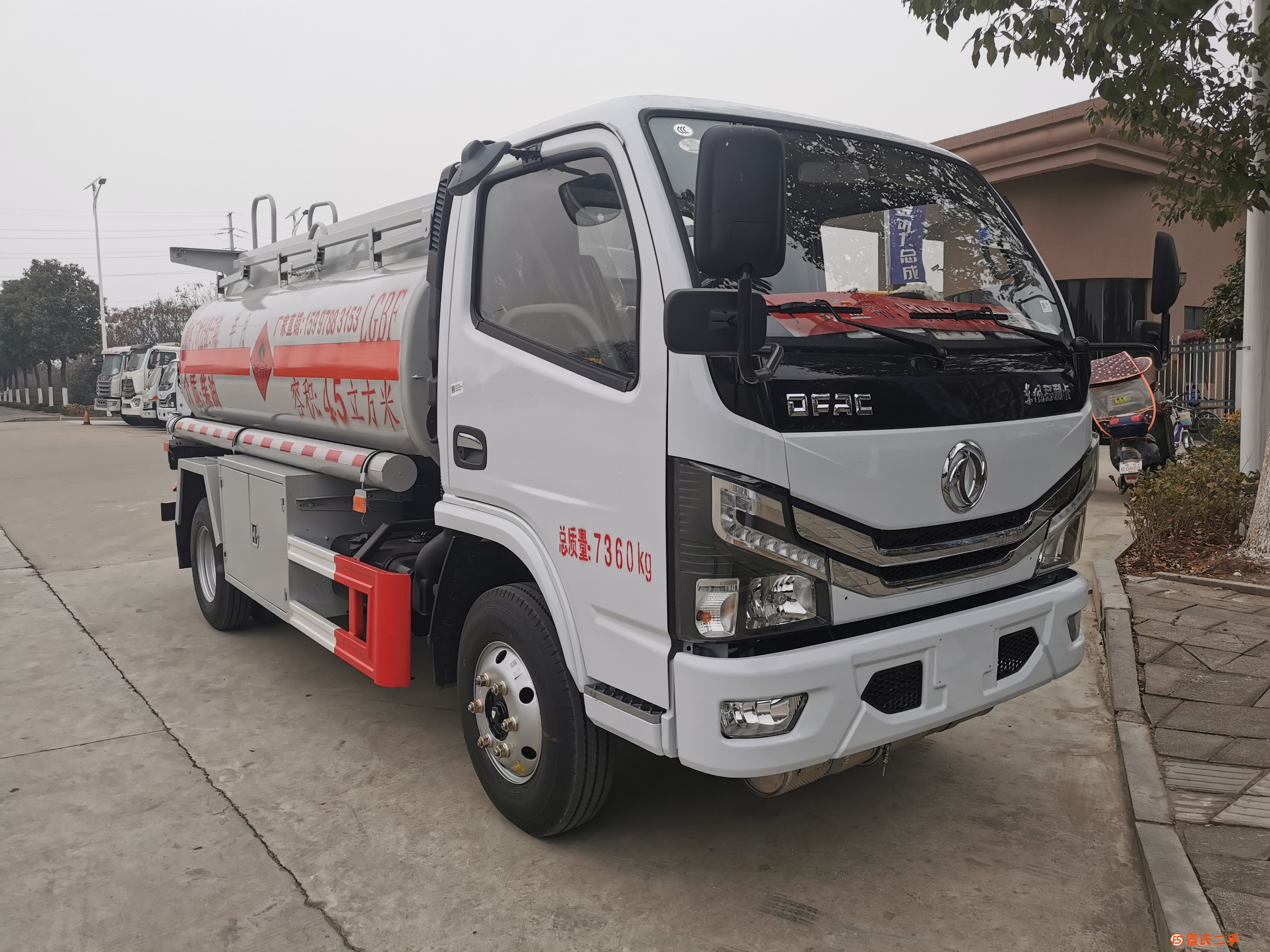 陜西上好牌5噸8噸加油車虧本一萬轉讓