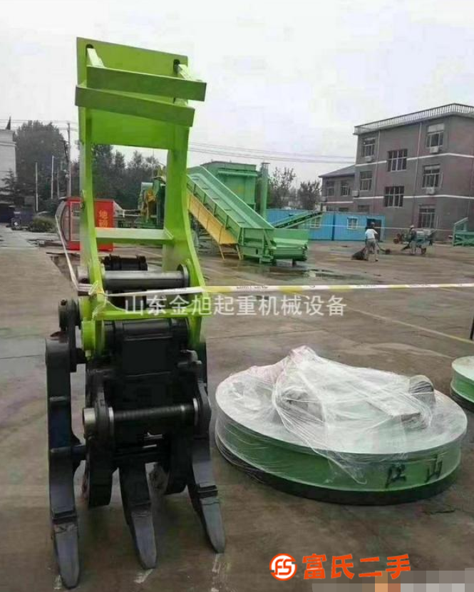 出售抓鋼機(jī)專用機(jī)械抓，液壓旋轉(zhuǎn)抓，等各種型號的抓具，質(zhì)保一年