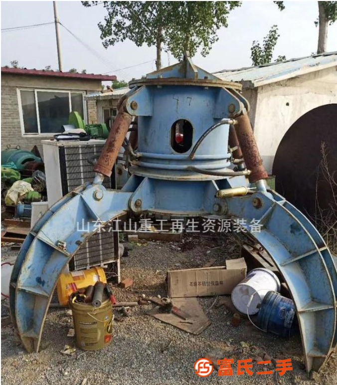 轉讓處理二手抓具一臺，抓廢鋼，廢紙都可以