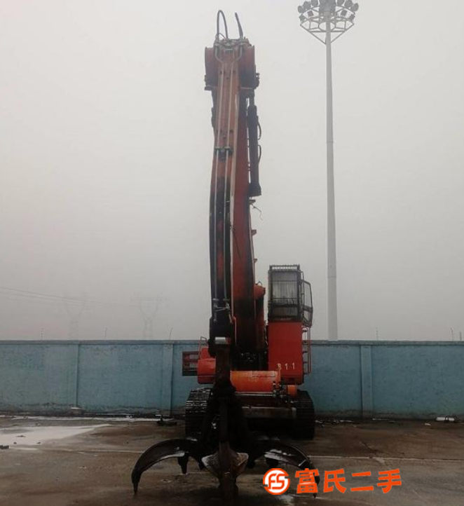 轉(zhuǎn)讓電動抓鋼機(jī)急售
