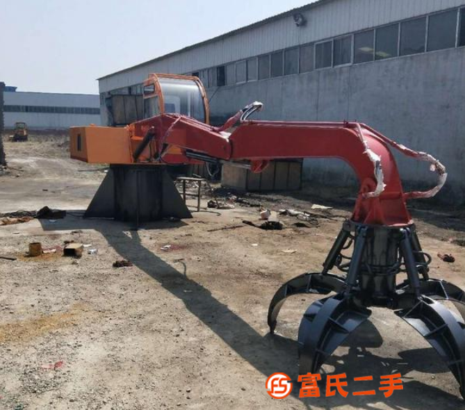 轉讓7米大臂抓廢鐵抓鋼機 新款抓料機
