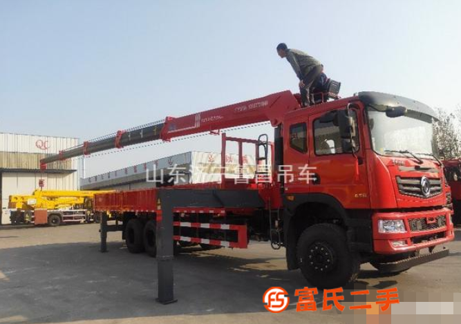 轉讓16噸凱馬汽車吊上牌可分期抓木機