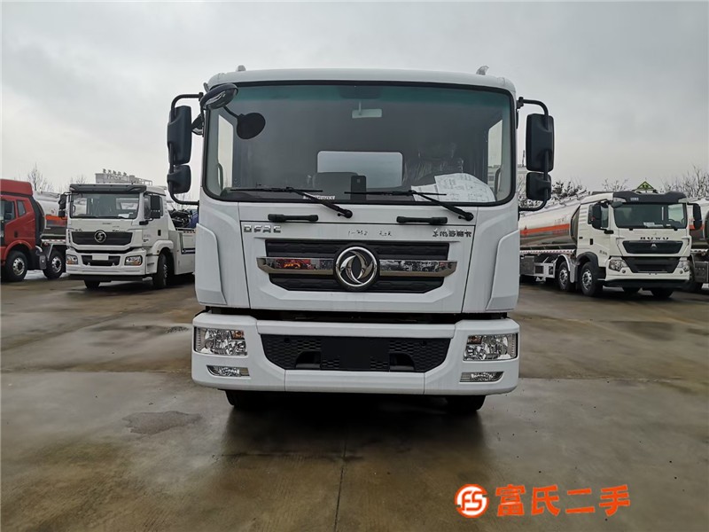楚勝國六10噸油罐車廠價多少