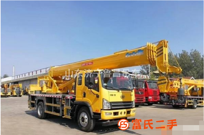 轉(zhuǎn)讓16噸福田汽車(chē)吊上牌可分期抓木機(jī)