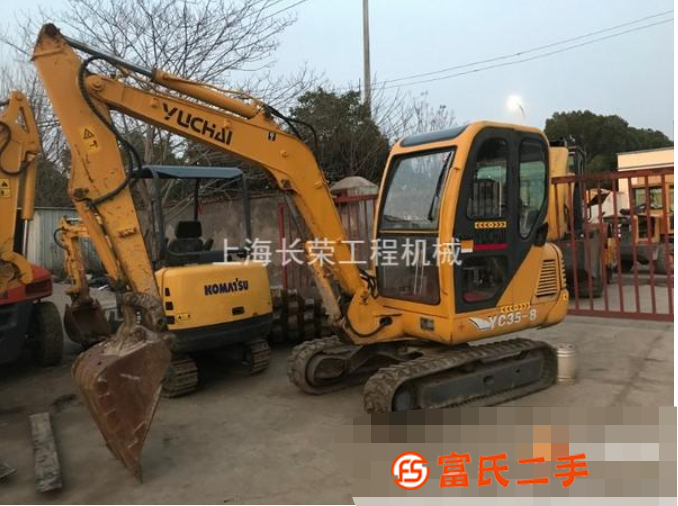 出售玉柴先導18/25果園專用小挖機