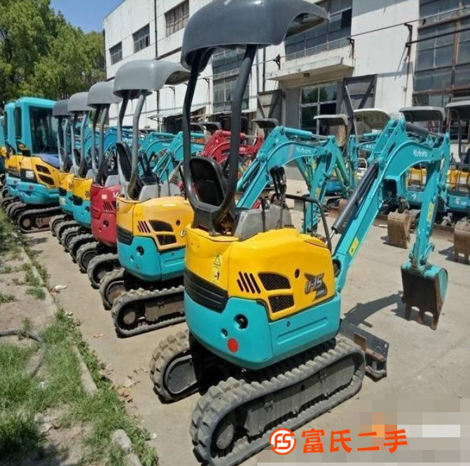 15小型挖掘機玉柴轉讓