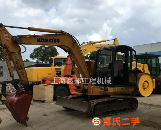 轉(zhuǎn)讓二手18挖溝機(jī) 玉柴20小挖機(jī)
